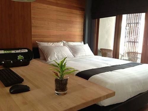 5Ive Beach House Hotel Jomtien Beach Extérieur photo